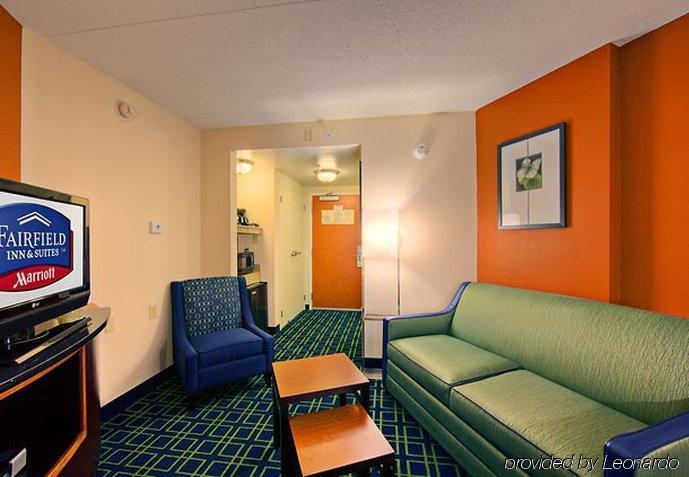 Fairfield Inn & Suites By Marriott Anniston Oxford Rum bild